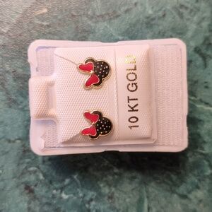 Broquel mini earrings